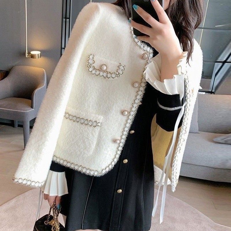 Pearl Trim Chain - Jaket Pendek Wanita Elegan Warna Putih